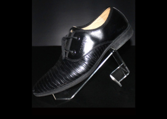 Transparent Acrylic Shoe Display Stand , Retail Shop Clear Plastic Display Risers